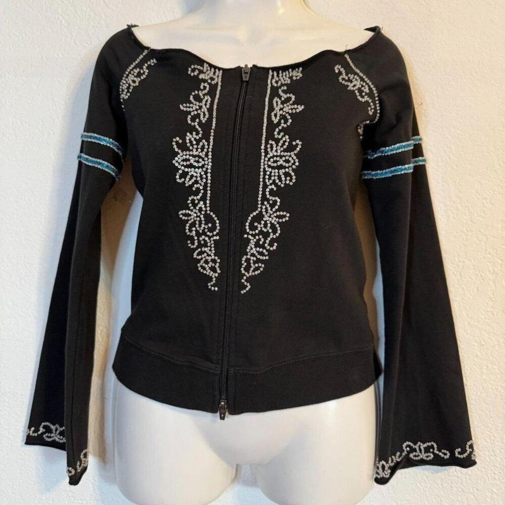 Bebe Sport Black Top SZ Medium Embellished Zip-Up Cold Shoulder‎ Athleisure